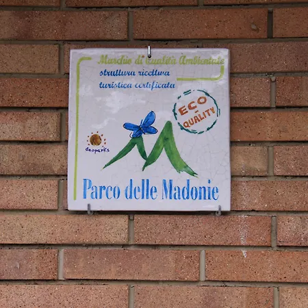 Panorama Bed & Breakfast 3*